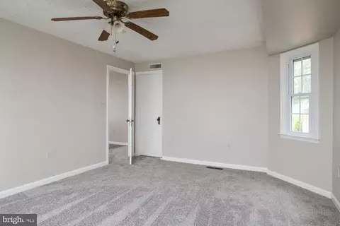2124 Lake Dr, Pasadena, MD 21122 photo 41
