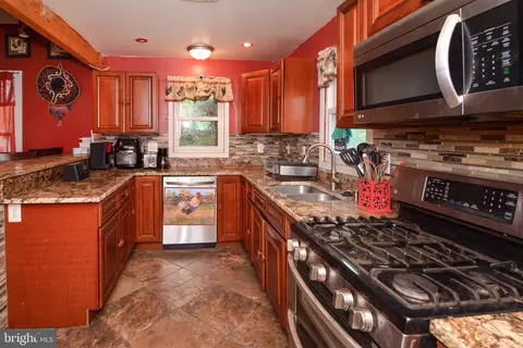 1818 Beech Ave, Hanover, MD 21076