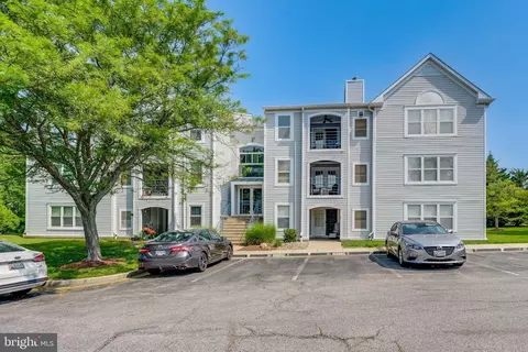 30 Greystone Ct #H, Annapolis, MD 21403