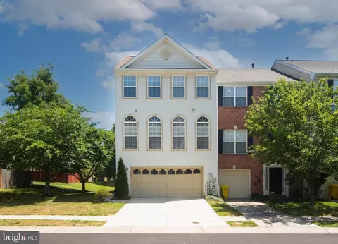 2723 Summers Ridge Dr, Odenton, MD 21113