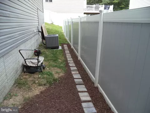 8056 Outing Ave, Pasadena, MD 21122 photo 24