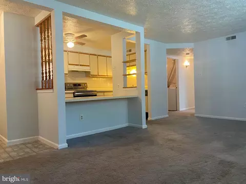 8030 B Abbey Ct #B, Pasadena, MD 21122 photo 4