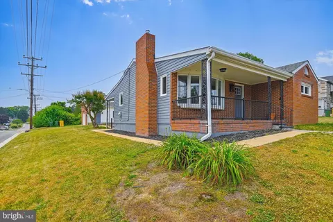 5718 Moore St, Brooklyn, MD 21225 photo 10