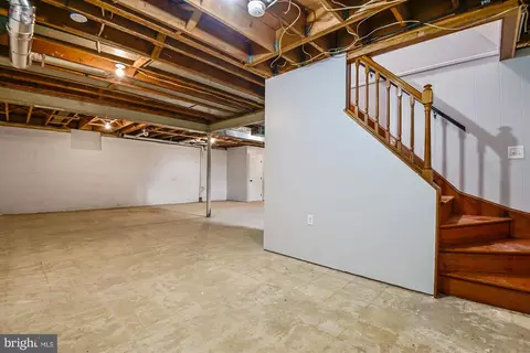 5718 Moore St, Brooklyn, MD 21225 photo 41