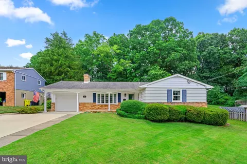 6213 Woodland Rd, Linthicum Heights, MD 21090