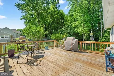 1203 Cedar Ln, Edgewater, MD 21037 photo 5