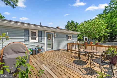 1203 Cedar Ln, Edgewater, MD 21037 photo 25