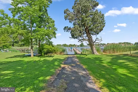 1203 Cedar Ln, Edgewater, MD 21037 photo 35