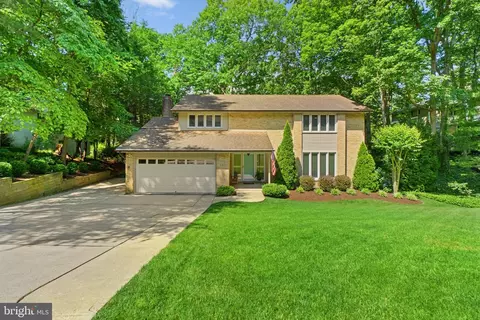 39 Saint Andrews Rd, Severna Park, MD 21146