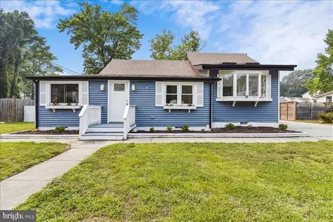 4964 Elm St, Shady Side, MD 20764