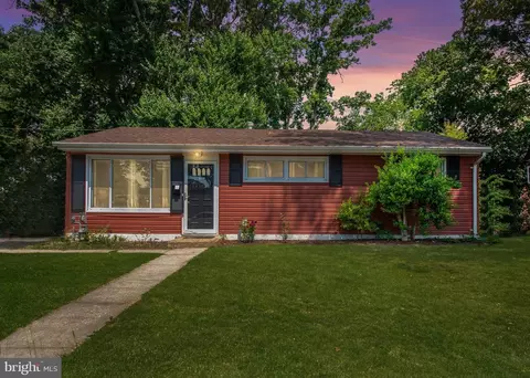 1014 Somerset Dr, Glen Burnie, MD 21061
