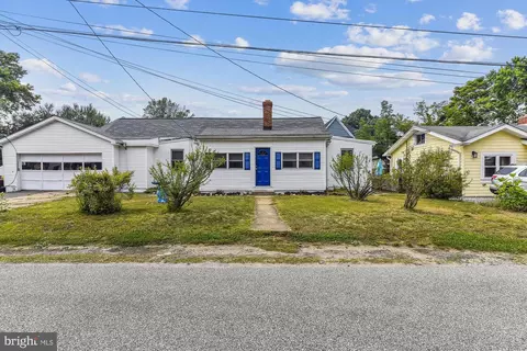 906 Severn Ave, Edgewater, MD 21037 photo 4