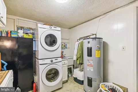 906 Severn Ave, Edgewater, MD 21037 photo 29