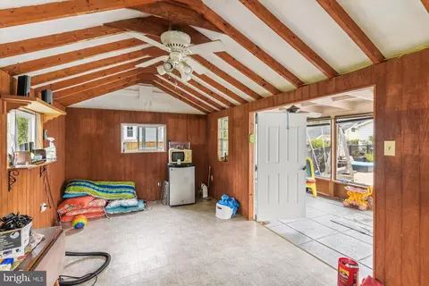 906 Severn Ave, Edgewater, MD 21037 photo 58