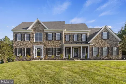 1631 Carnoustie Dr, Pasadena, MD 21122