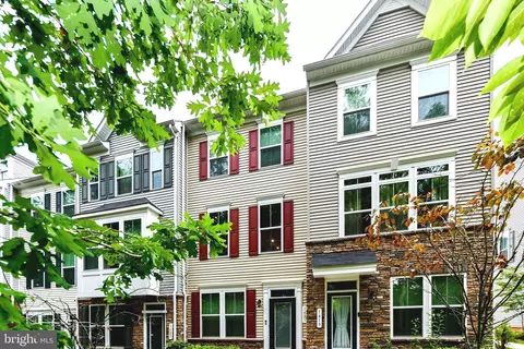 1421 Strahorn Rd, Hanover, MD 21076