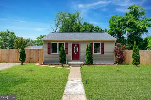 208 Cedar Dr, Glen Burnie, MD 21060