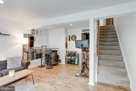 8127 Tower Bridge Dr, Pasadena, MD 21122 photo 9