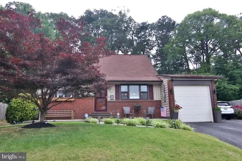 411 Baylor Rd, Glen Burnie, MD 21061