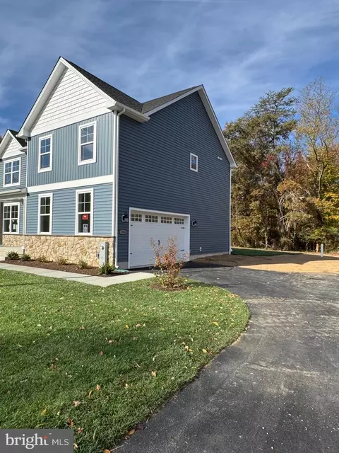 7164 Forest Ave, Hanover, MD 21076 photo 2