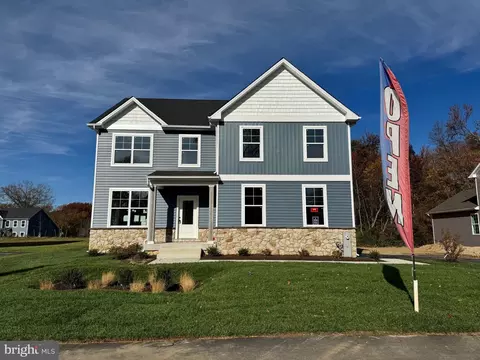 7164 Forest Ave, Hanover, MD 21076