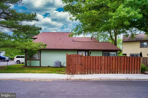 1727 Leisure Way, Crofton, MD 21114