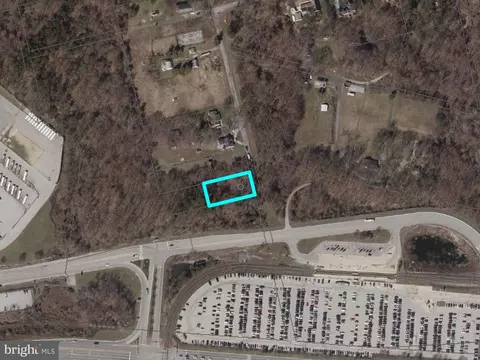 866 White Ave, Linthicum Heights, MD 21090