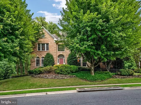 90 Colony Xing, Edgewater, MD 21037