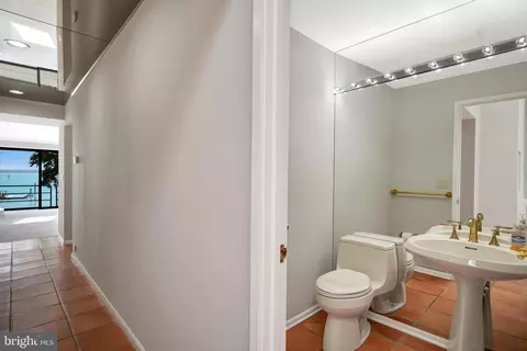 529 Sylview Dr, Pasadena, MD 21122 photo 32