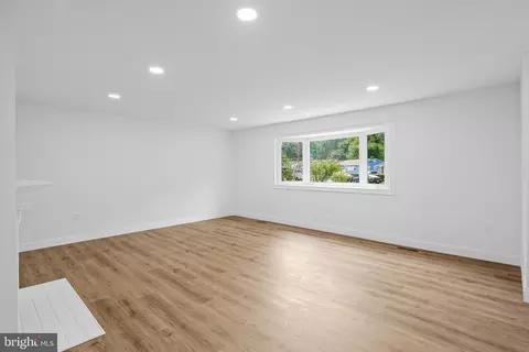 368 Cecilton S, Laurel, MD 20724 photo 7