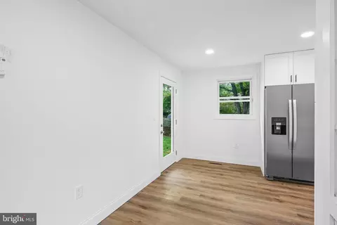 368 Cecilton S, Laurel, MD 20724 photo 9