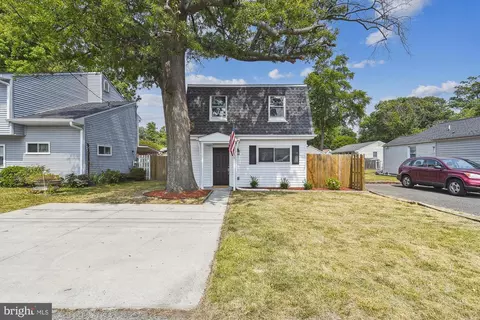 1711 Elkridge Dr, Edgewater, MD 21037