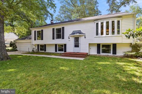 1528 Endsley Pl, Crofton, MD 21114