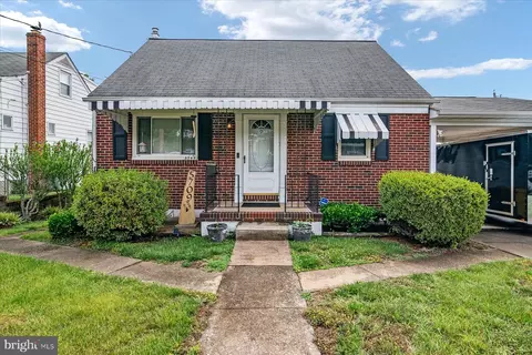 5709 Redmond St, Brooklyn, MD 21225