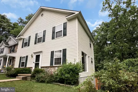 659 211th St, Pasadena, MD 21122 photo 3