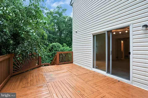 659 211th St, Pasadena, MD 21122 photo 37