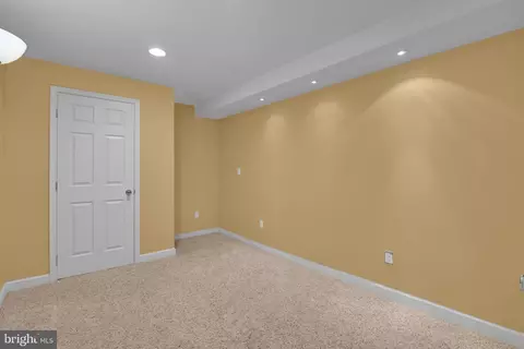 659 211th St, Pasadena, MD 21122 photo 32