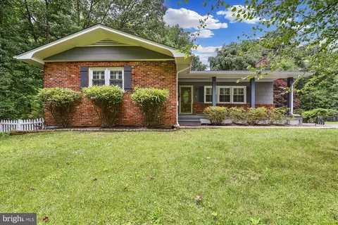 322 Beach Dr, Annapolis, MD 21403