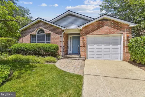 778 Eastern Point Rd, Annapolis, MD 21401