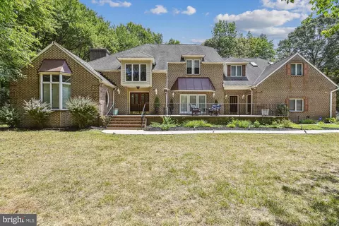 8147 Main Creek Rd, Pasadena, MD 21122