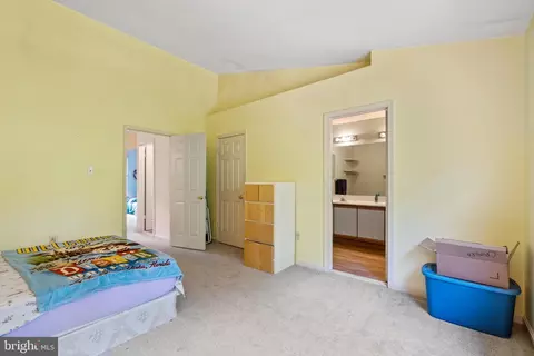 8222 Appalachian Dr, Pasadena, MD 21122 photo 12