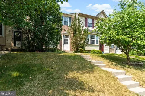 8222 Appalachian Dr, Pasadena, MD 21122 photo 3
