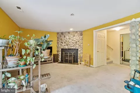 8222 Appalachian Dr, Pasadena, MD 21122 photo 21