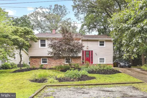 1069 Overcrest Dr, Crownsville, MD 21032