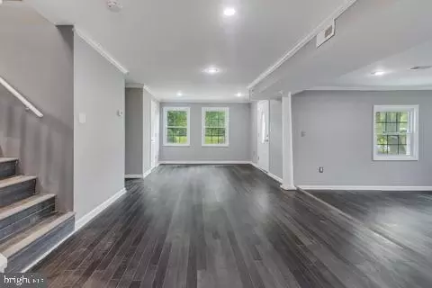 Living - 1229 Wrighton Rd, Lothian, MD 20711 photo 1 of 12