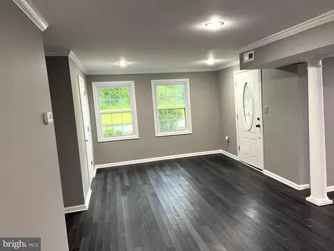 Living - 1229 Wrighton Rd, Lothian, MD 20711 photo 11 of 12