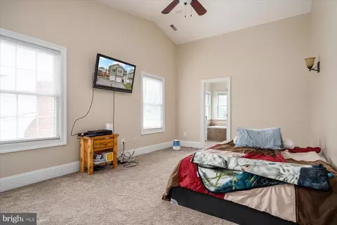 8461 Main Ave, Pasadena, MD 21122 photo 10