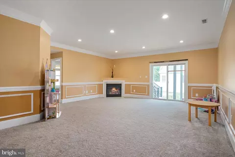 8461 Main Ave, Pasadena, MD 21122 photo 19
