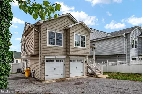 8461 Main Ave, Pasadena, MD 21122 photo 2