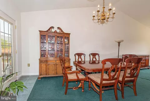 7797 Catherine Ave, Pasadena, MD 21122 photo 11